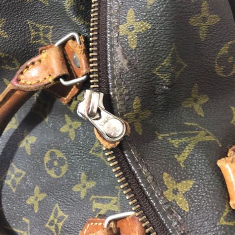 louis vuitton zipper hard to close|Louis Vuitton zip repair.